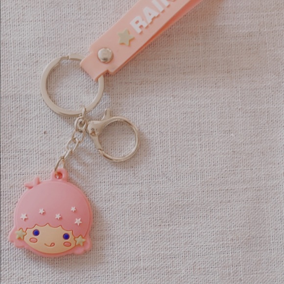Little Twin Stars Air Tag Holder New - Picture 2 of 8